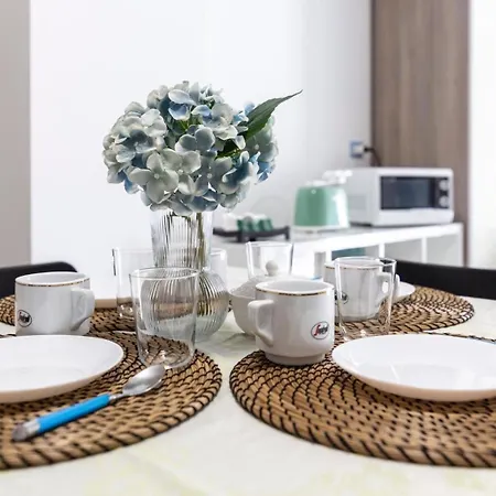 Felu's House דירה *